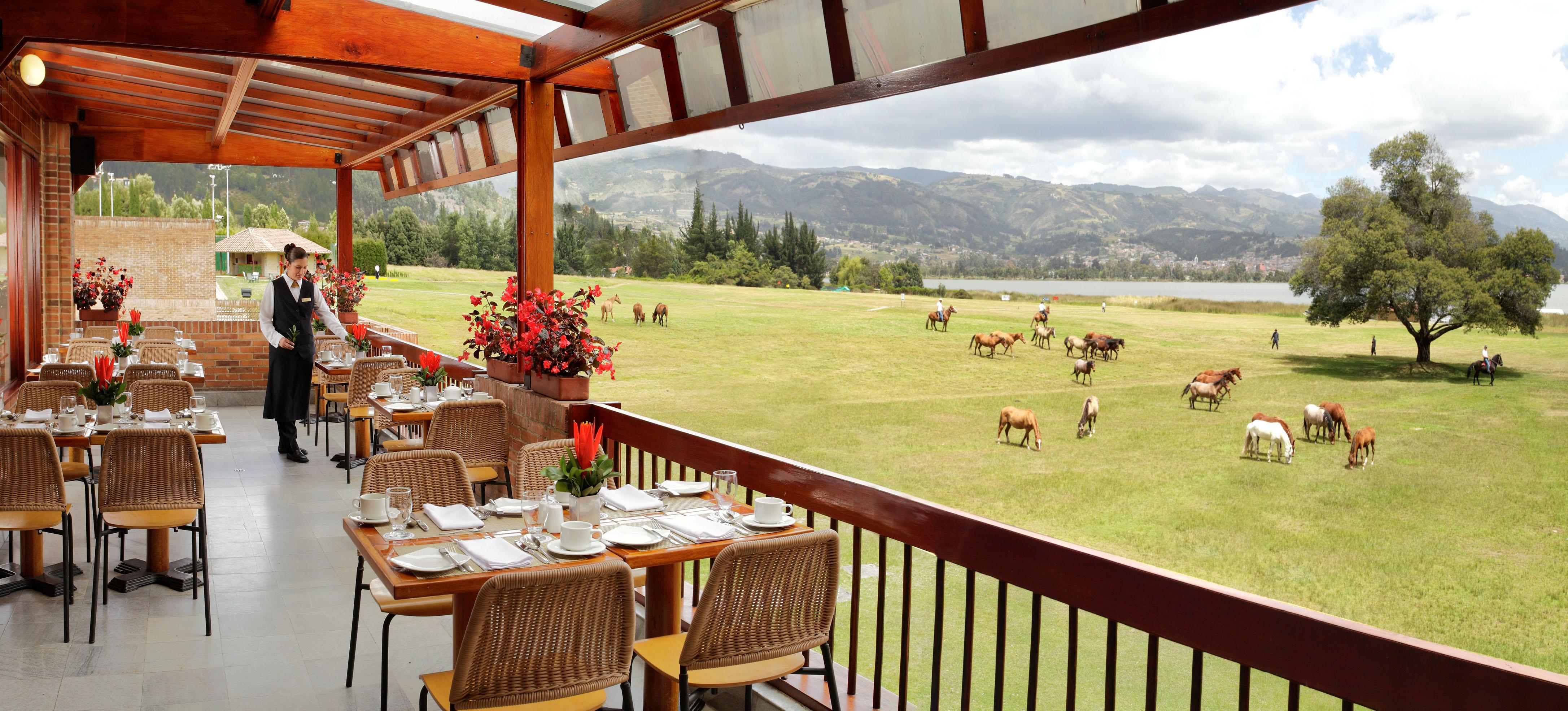 Estelar Paipa Hotel Spa & Y Centro De Convenciones Exterior photo Restaurant at the hotel